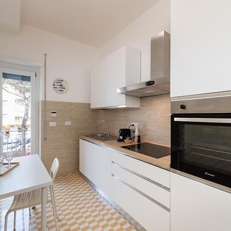 רומא Luxury And Sweet Home-Metro Malatesta מראה חיצוני תמונה