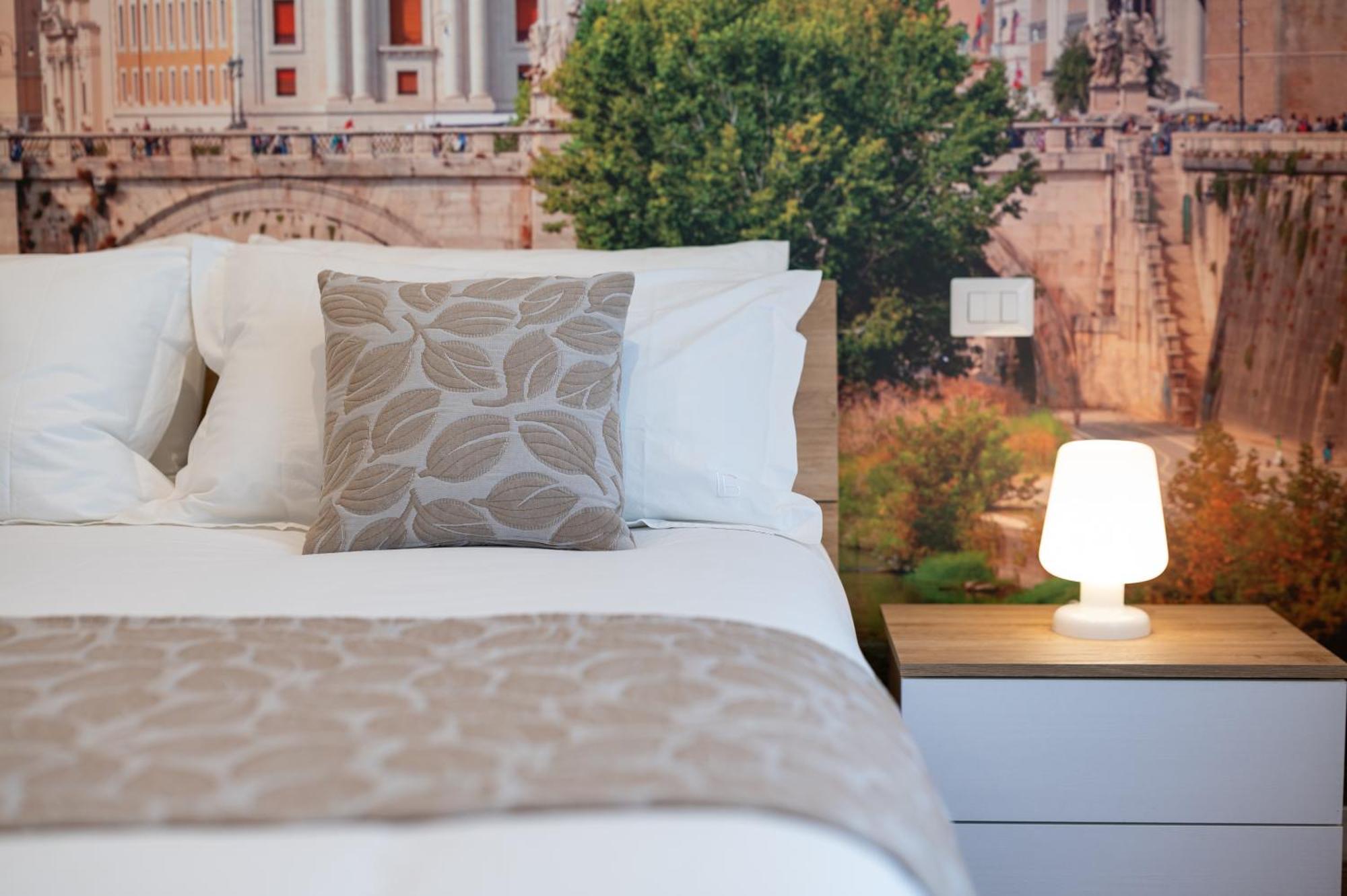 רומא Luxury And Sweet Home-Metro Malatesta מראה חיצוני תמונה