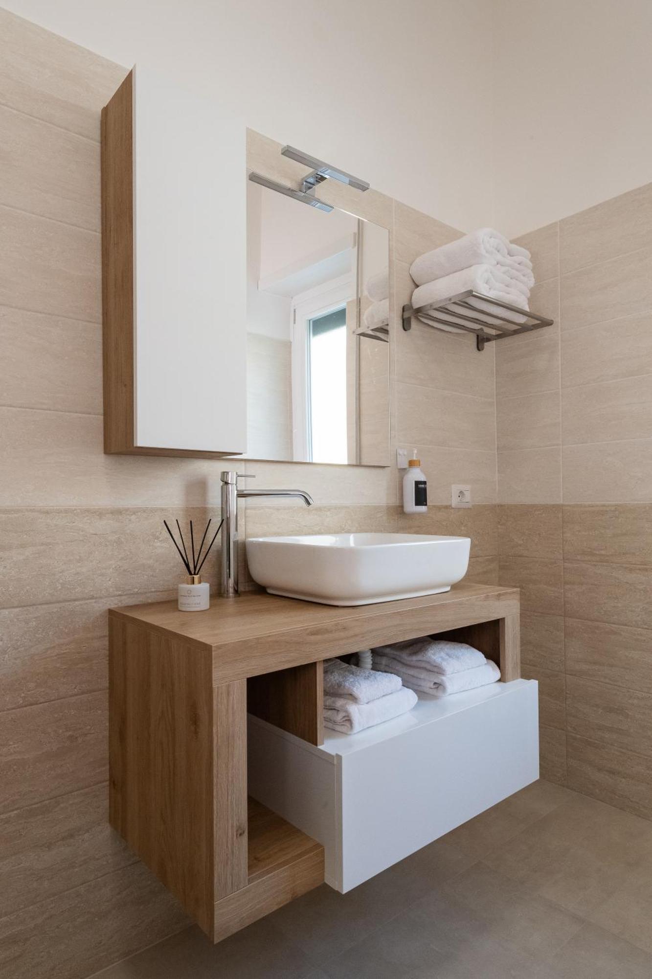 רומא Luxury And Sweet Home-Metro Malatesta מראה חיצוני תמונה